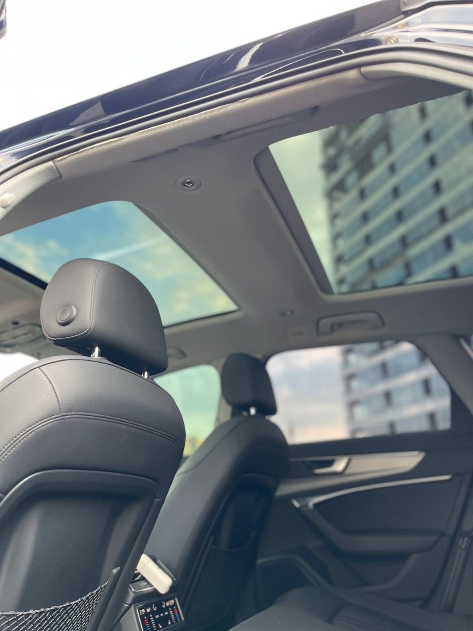 Audi A6 - фото 26