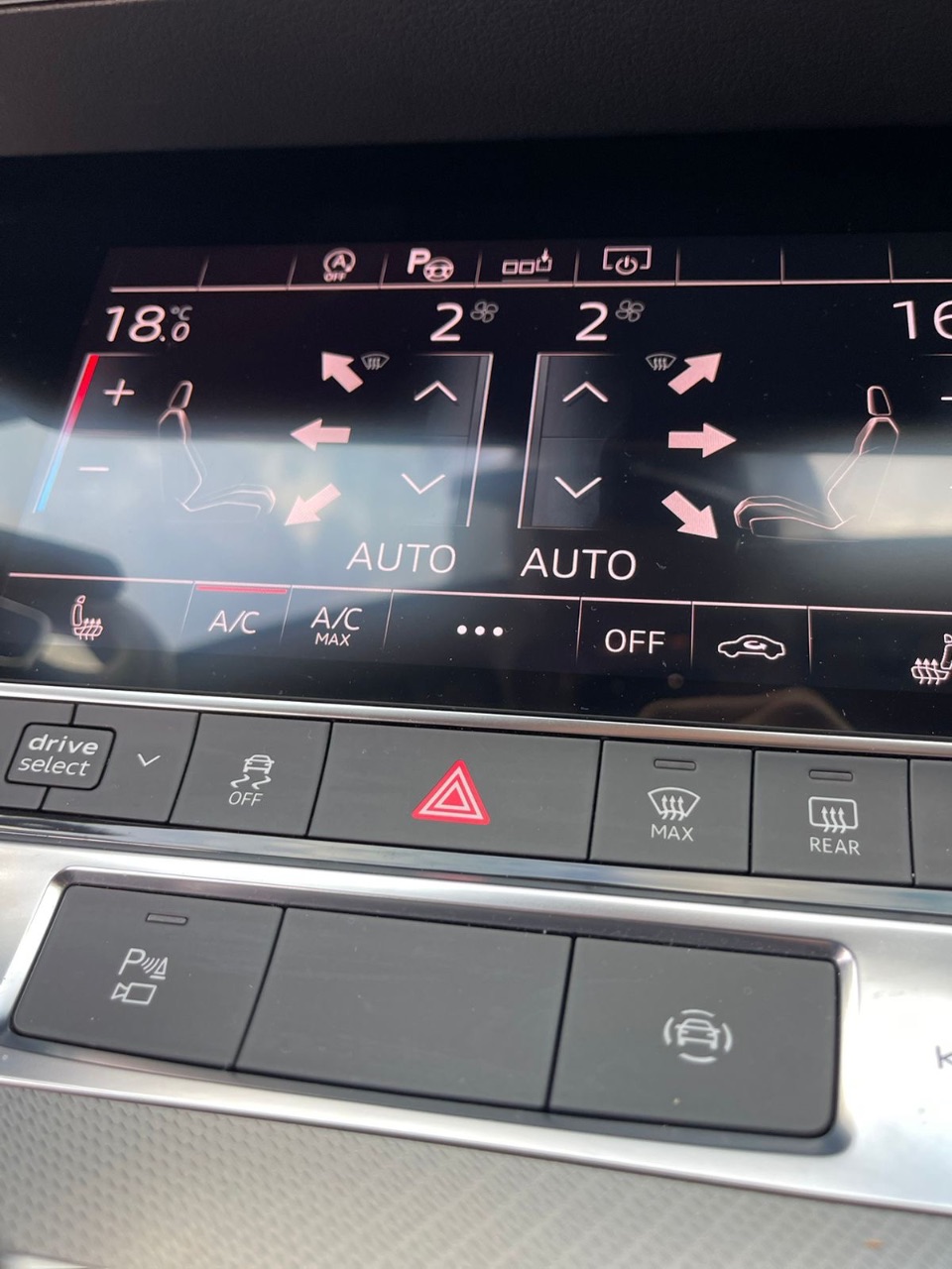 Audi A6 - фото 22