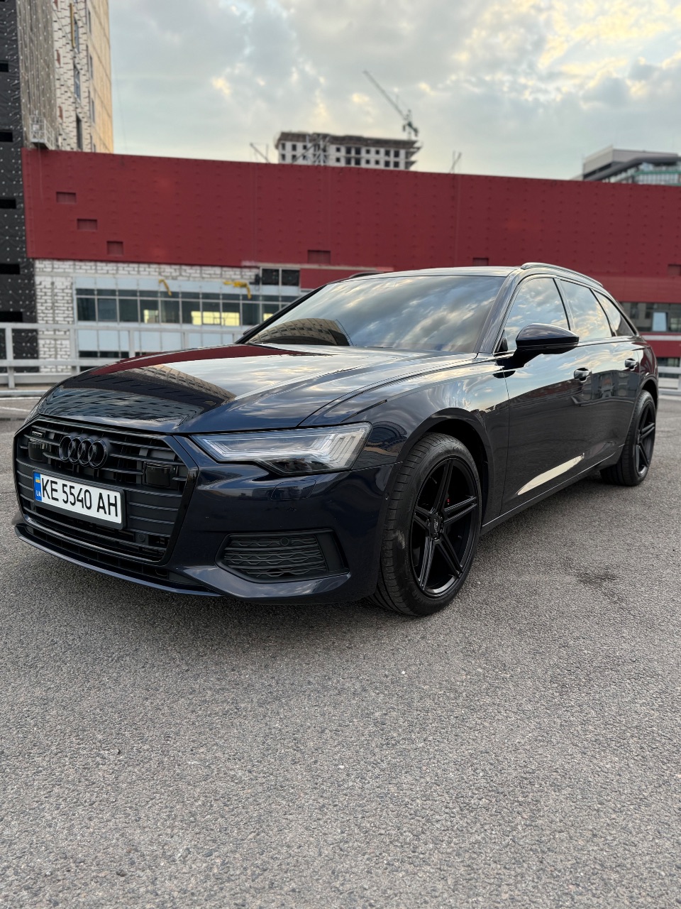 Audi A6 - фото 1