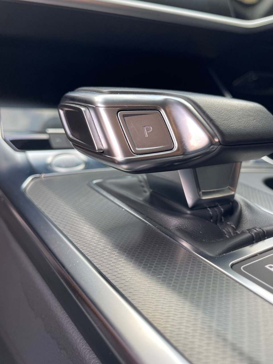 Audi A6 - фото 19