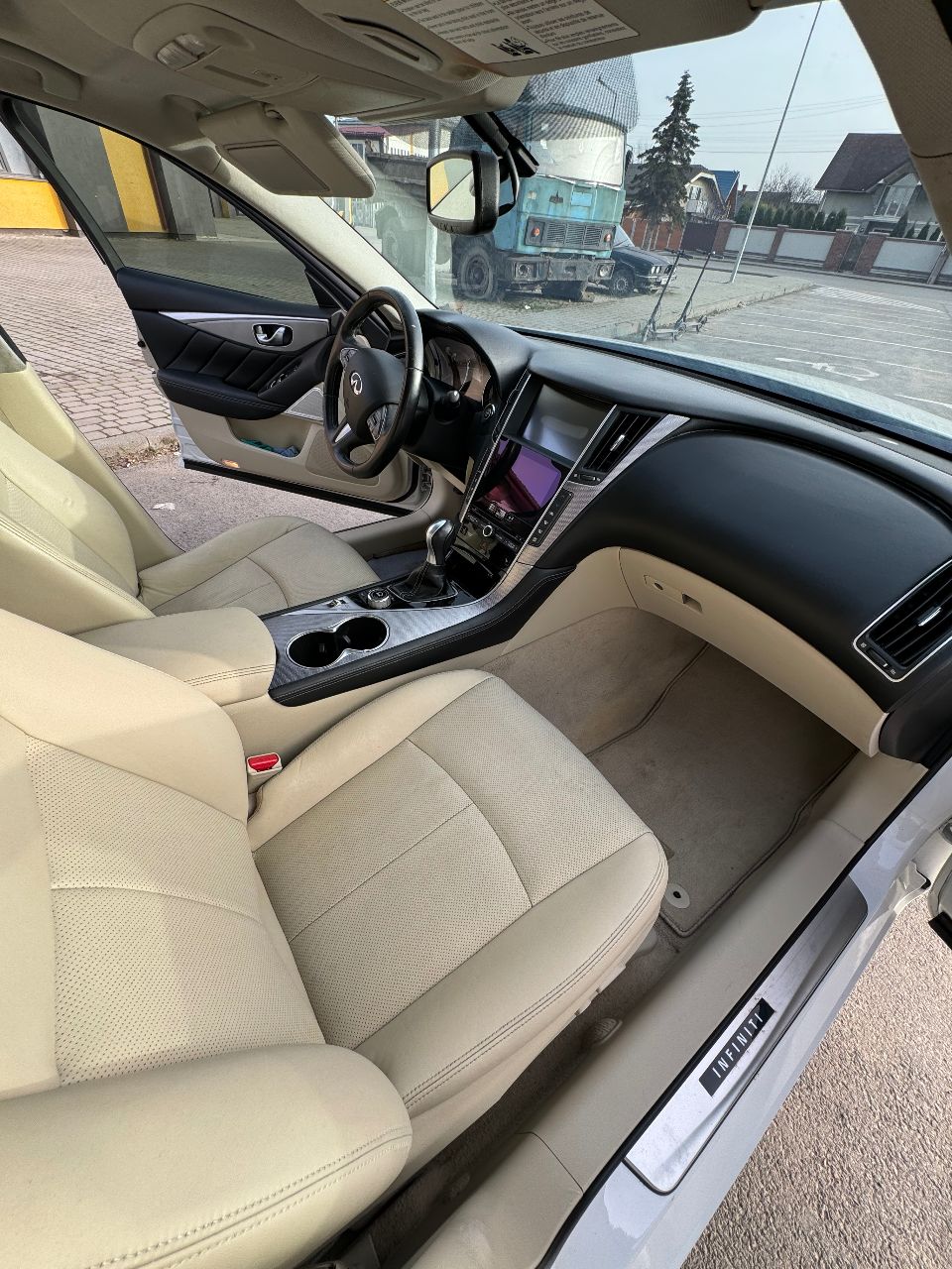 Infiniti Q50 - фото 8