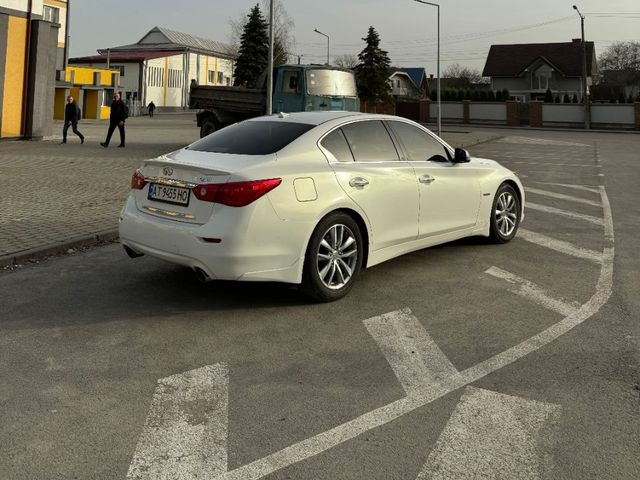 Infiniti Q50 - фото 3