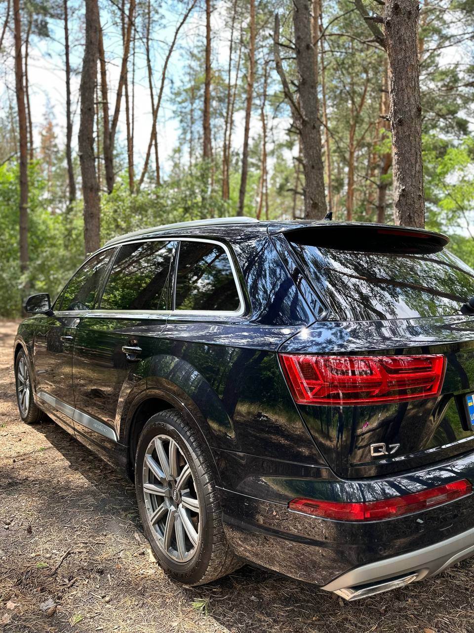 Audi Q7 - фото 7