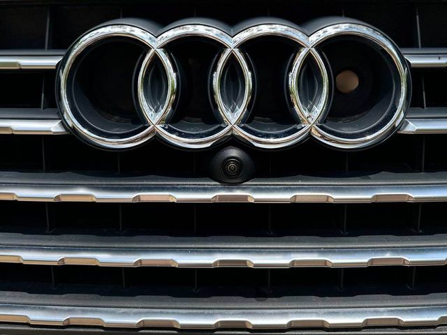 Audi Q7 - фото 3