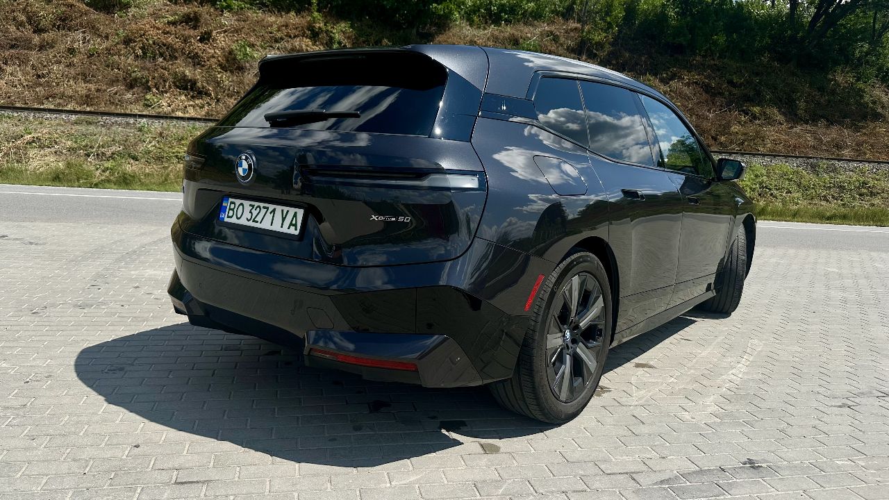 BMW iX - фото 39