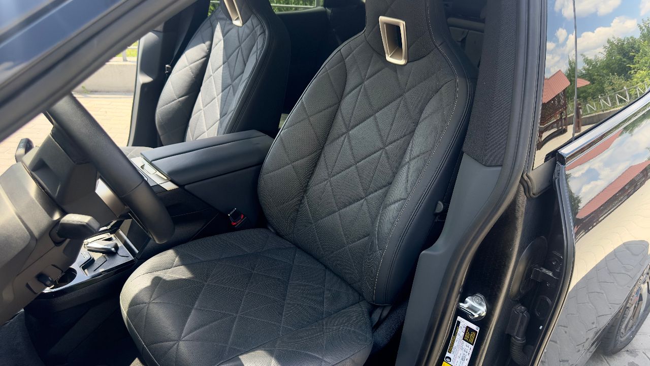 BMW iX - фото 21