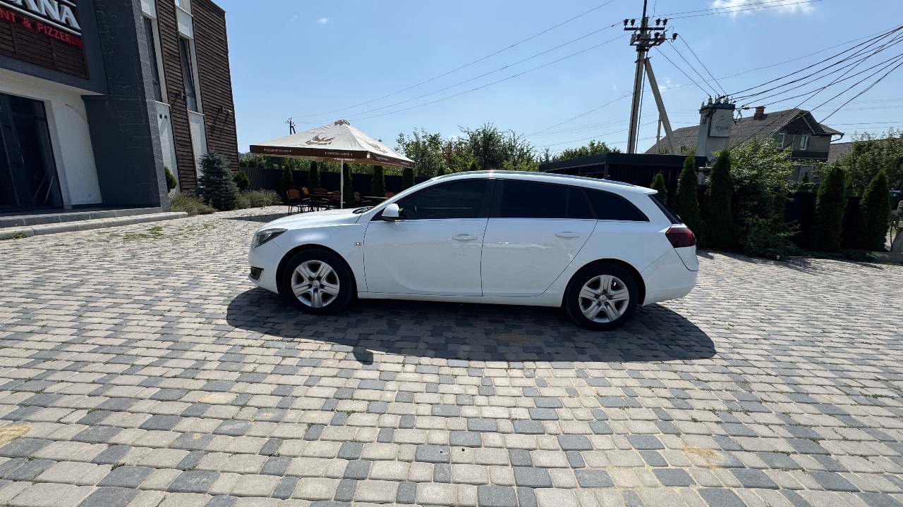 Opel Insignia - фото 3