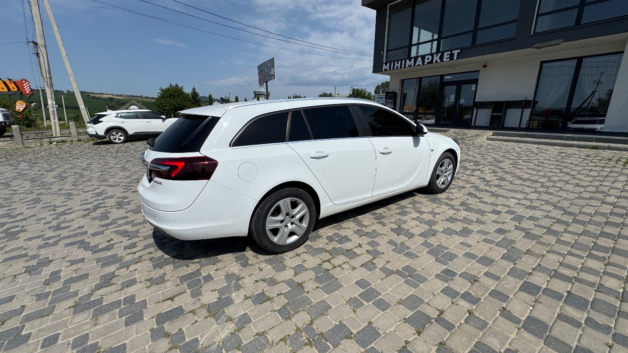 Opel Insignia - фото 9