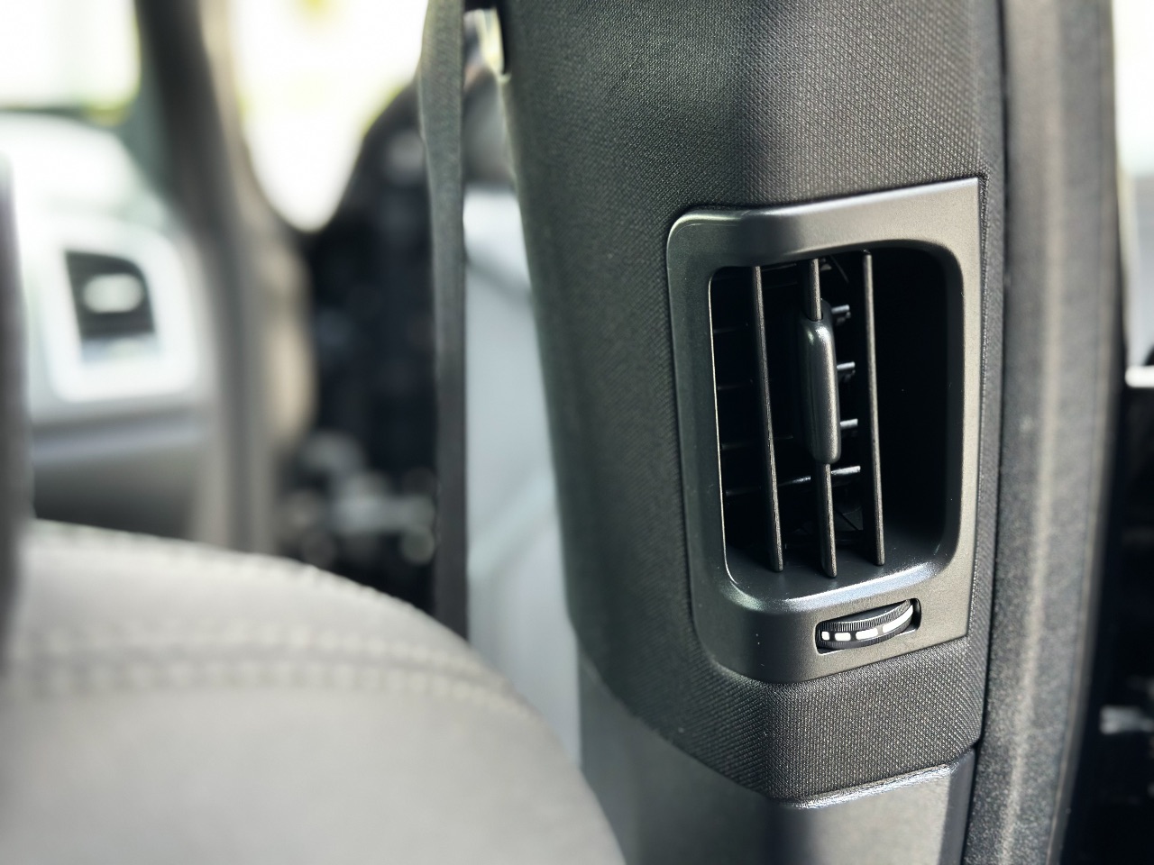 Volvo XC60 - фото 35