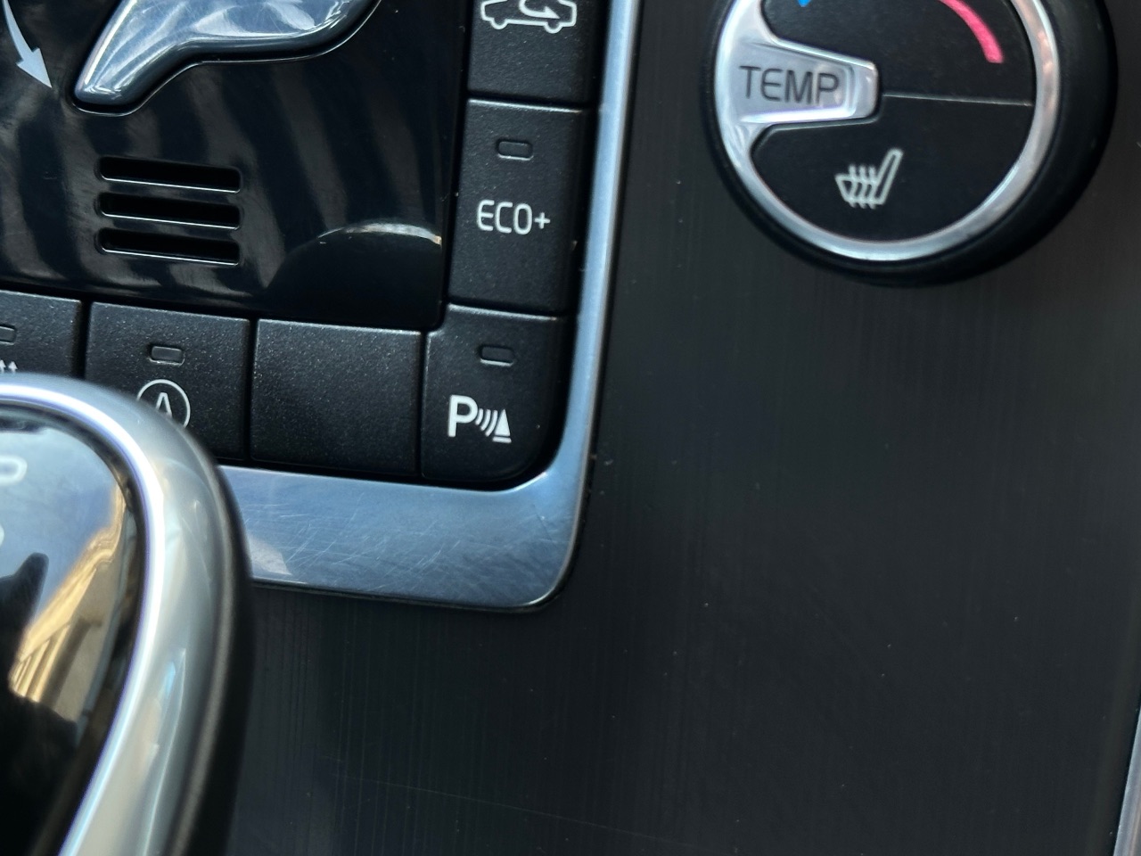 Volvo XC60 - фото 44