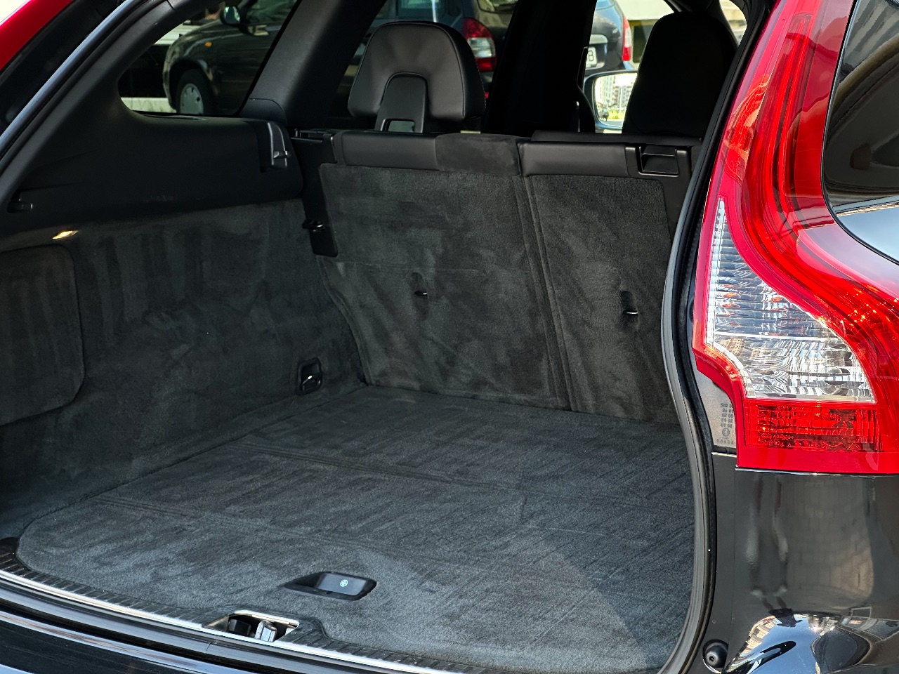 Volvo XC60 - фото 77