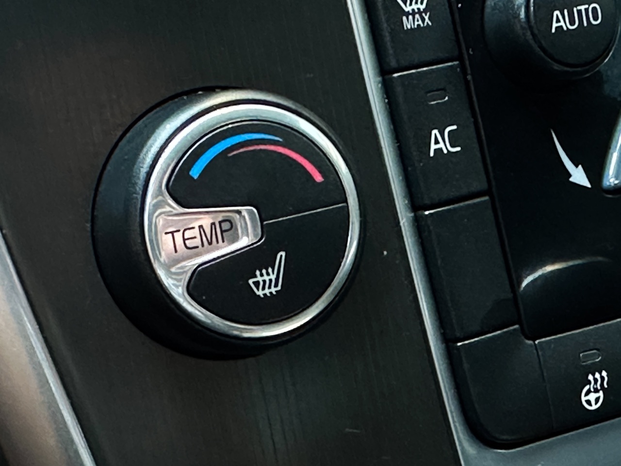 Volvo XC60 - фото 55