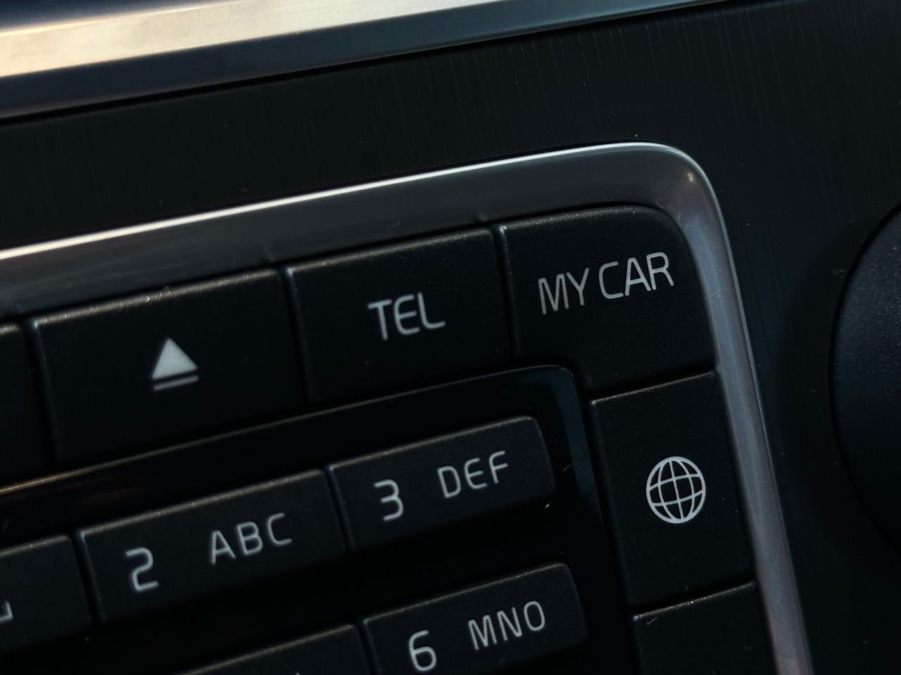 Volvo XC60 - фото 49