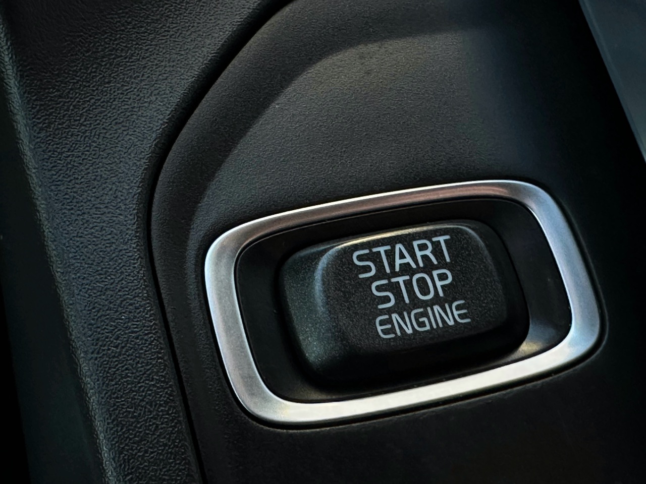 Volvo XC60 - фото 45