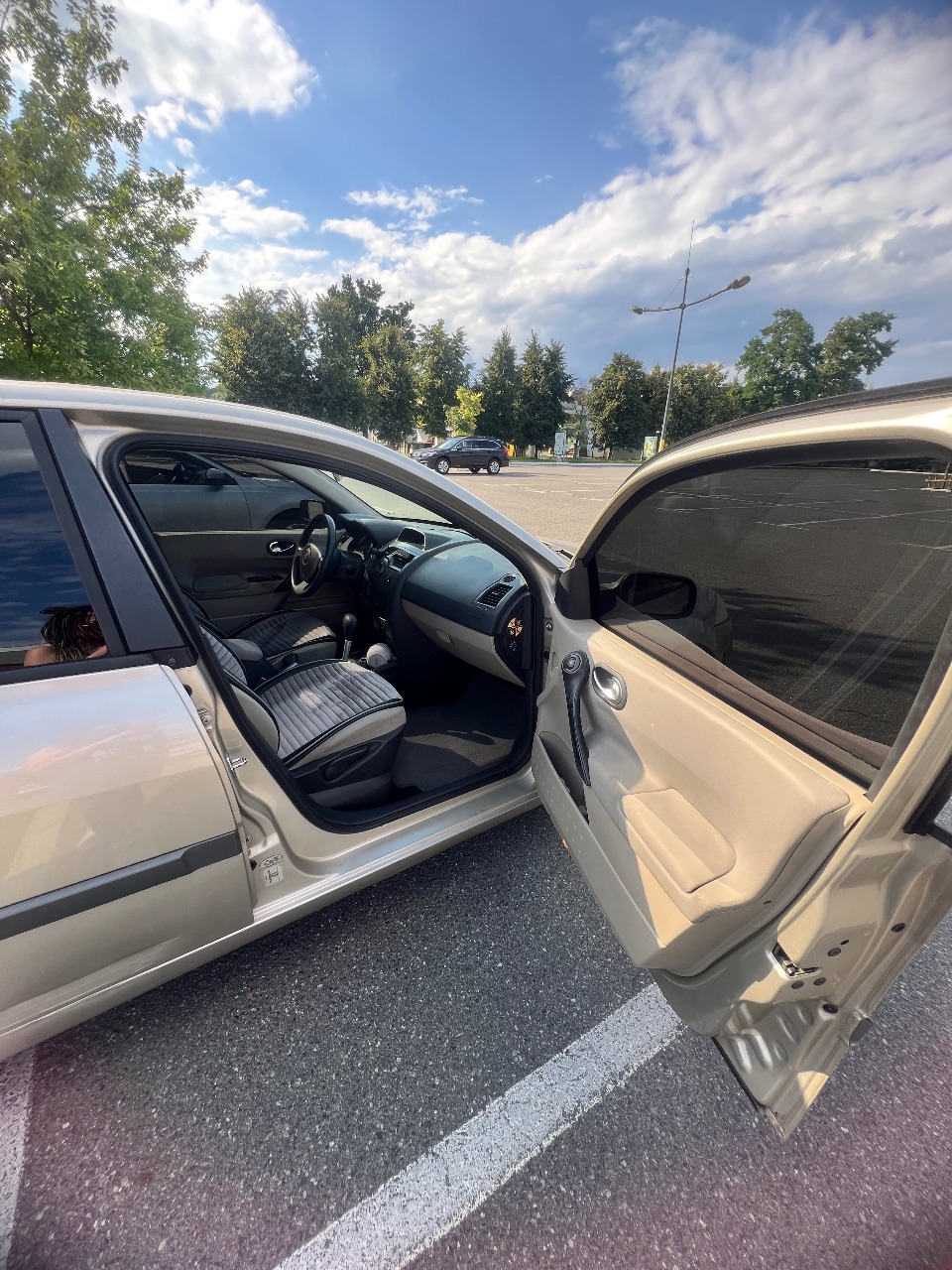 Renault Megane - фото 12