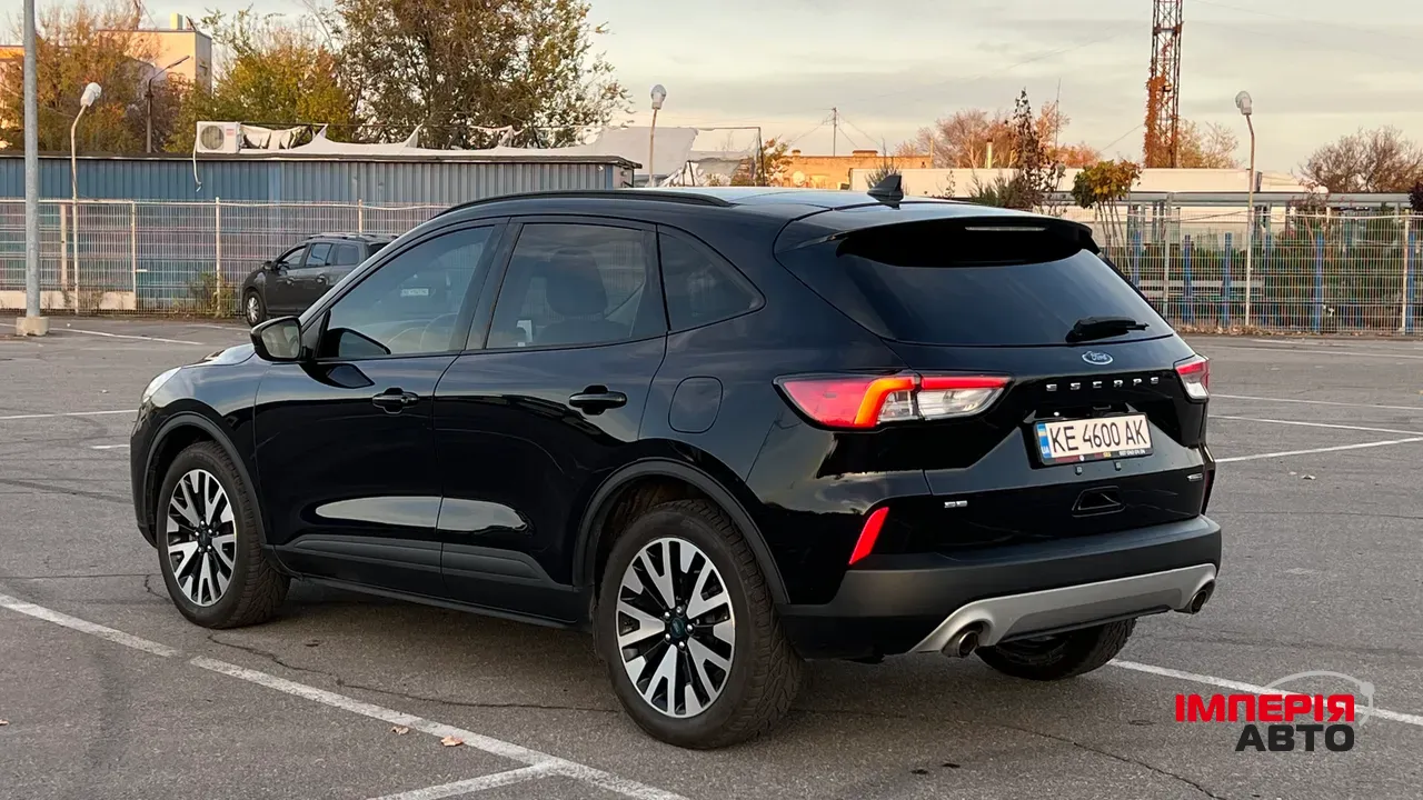 Ford Escape - фото 5