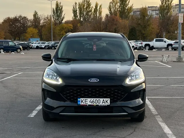 Ford Escape - фото 1