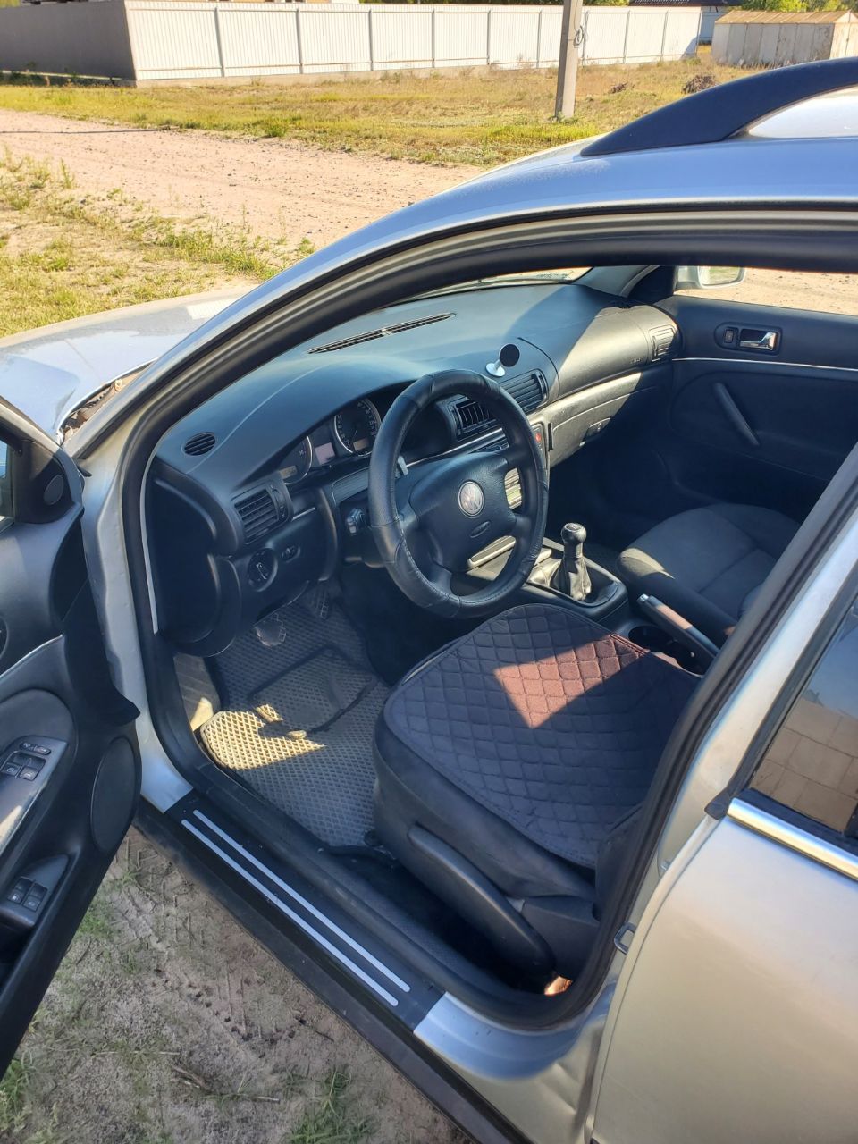 Volkswagen Passat - фото 4