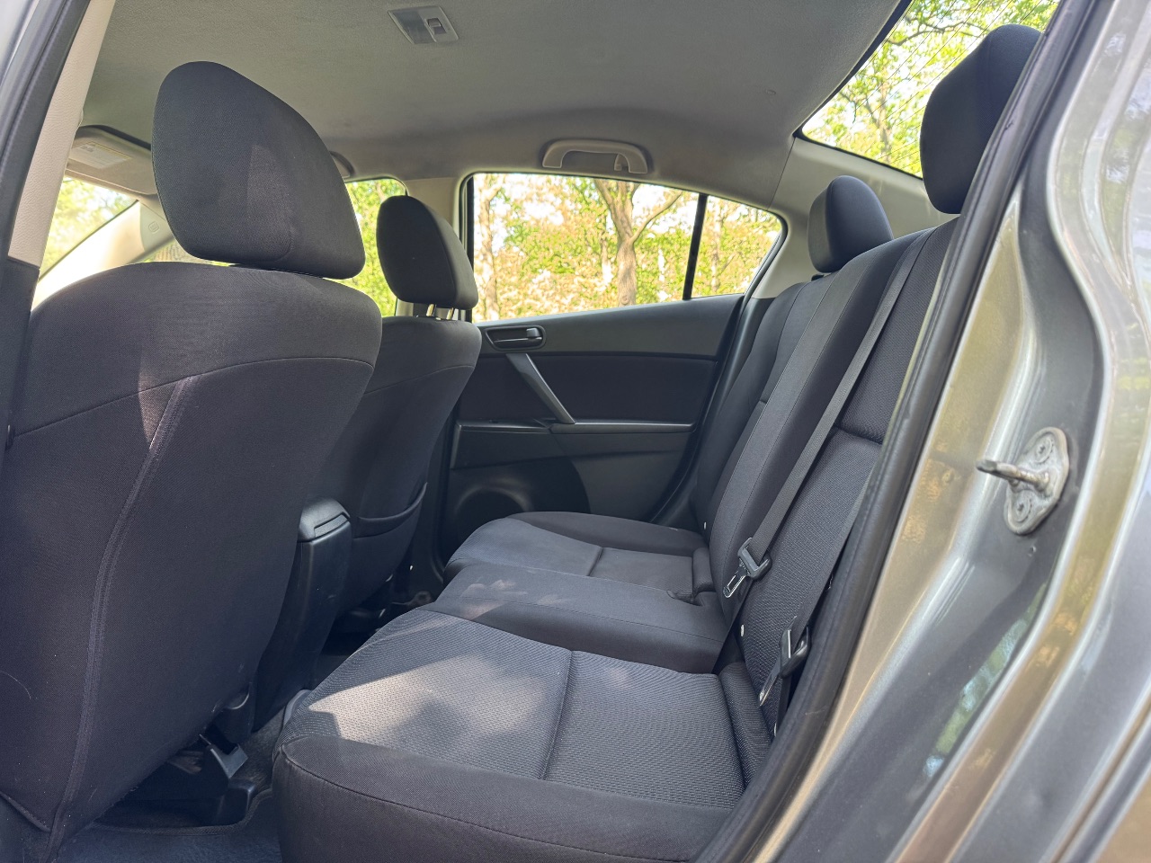 Mazda 3 - фото 11