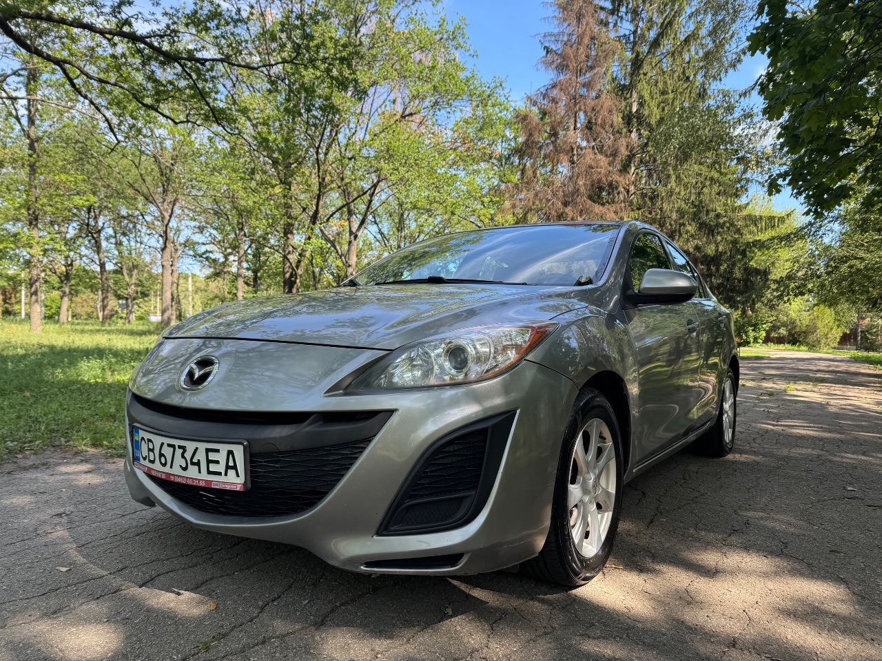 Mazda 3 - фото 2