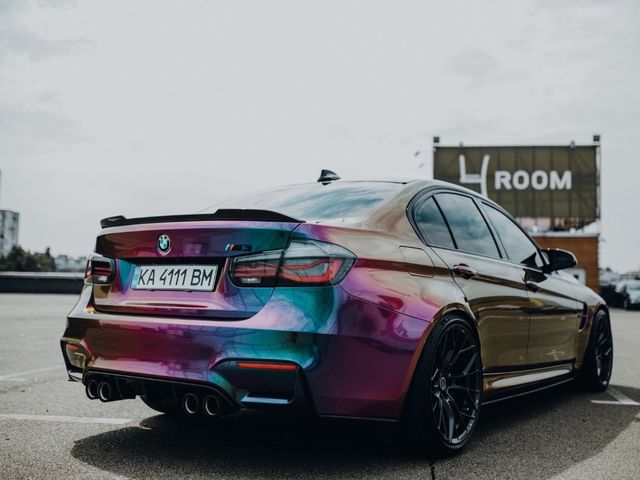 BMW M3 - фото 3