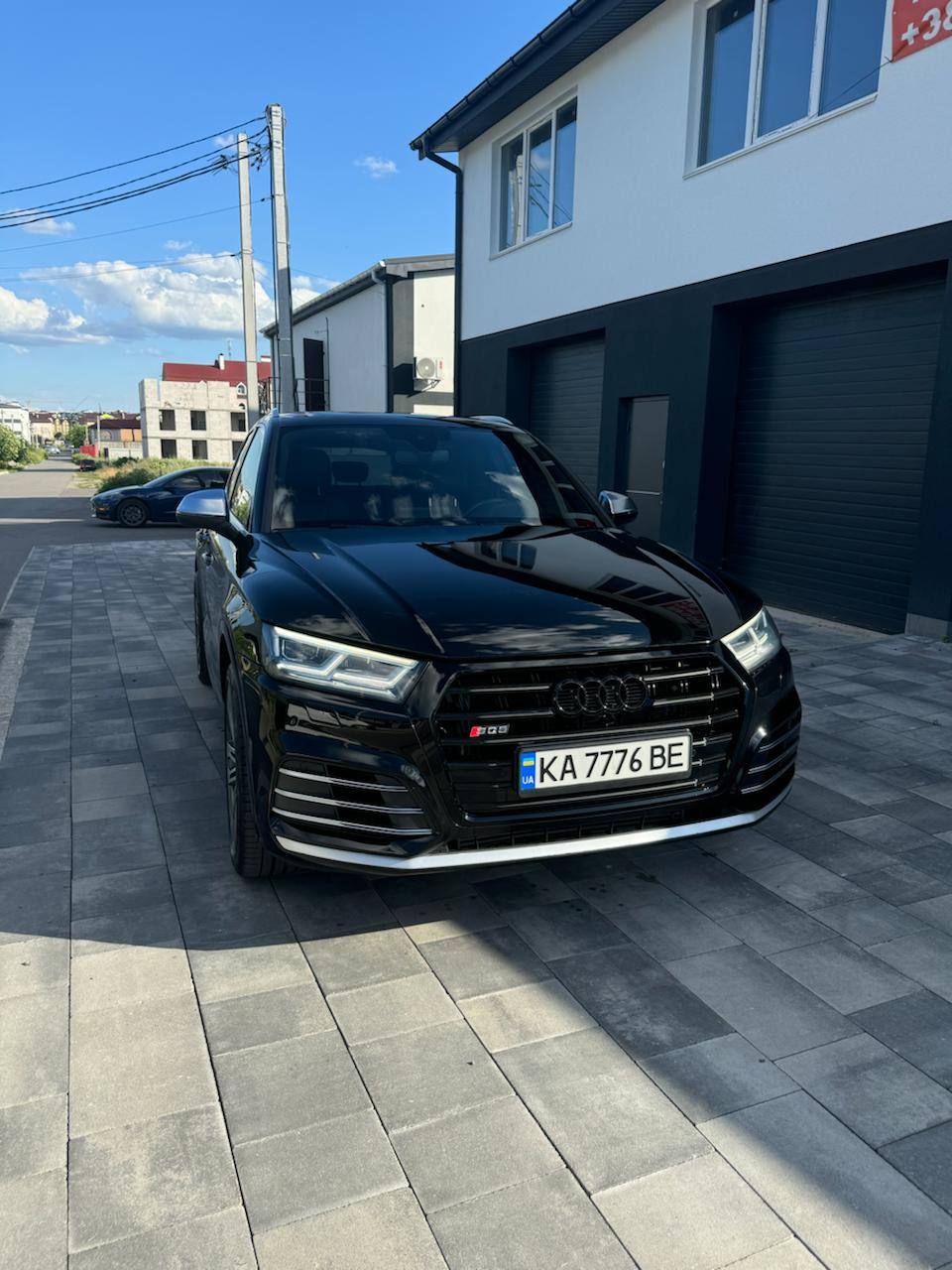 Audi SQ5 - фото 1