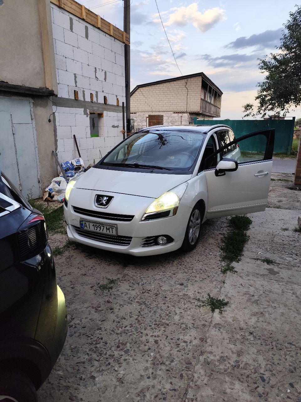 Peugeot 5008 - фото 2