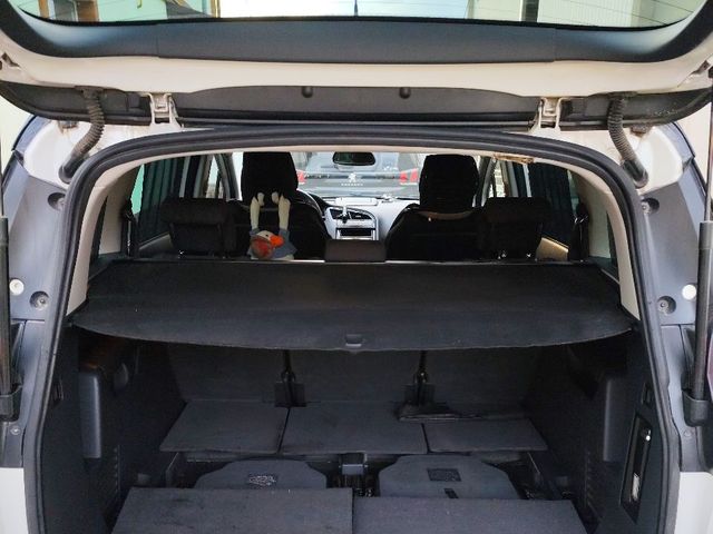 Peugeot 5008 - фото 5