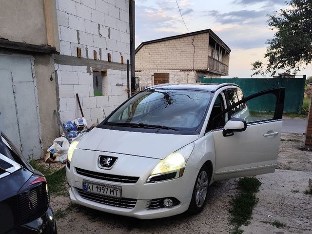 Peugeot 5008 - фото 2