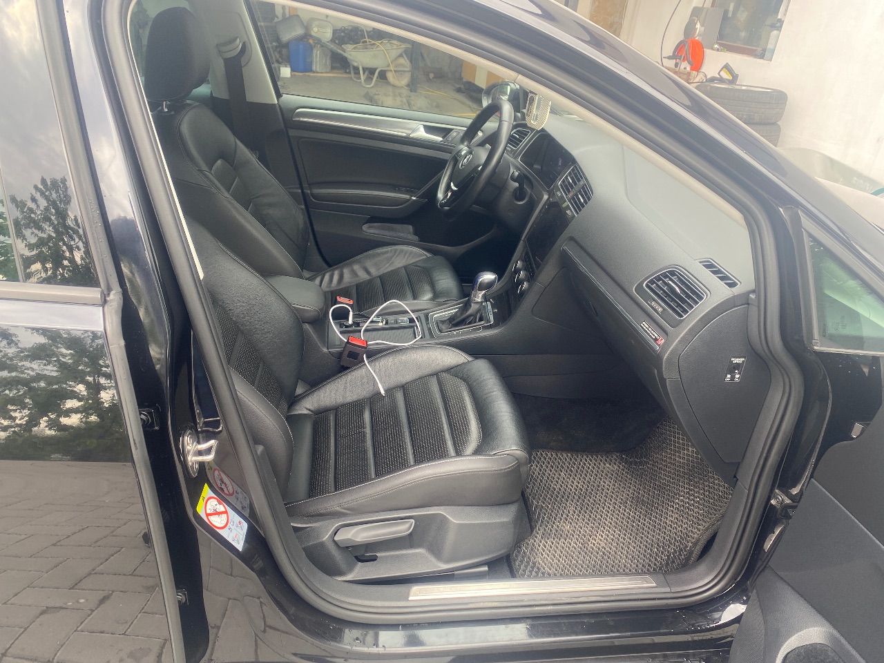 Volkswagen Golf - фото 7