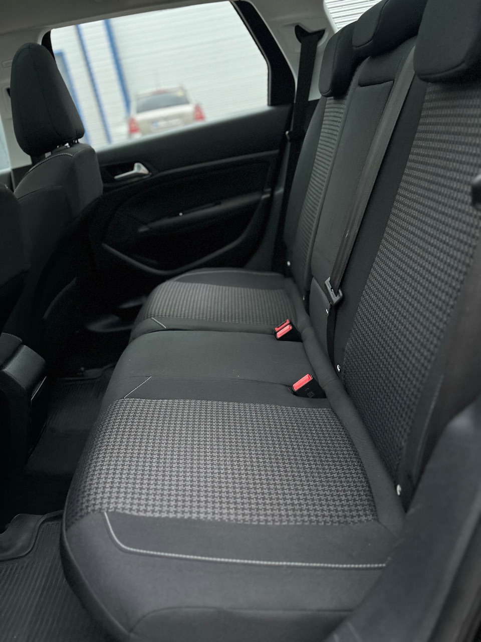 Peugeot 308 - фото 11