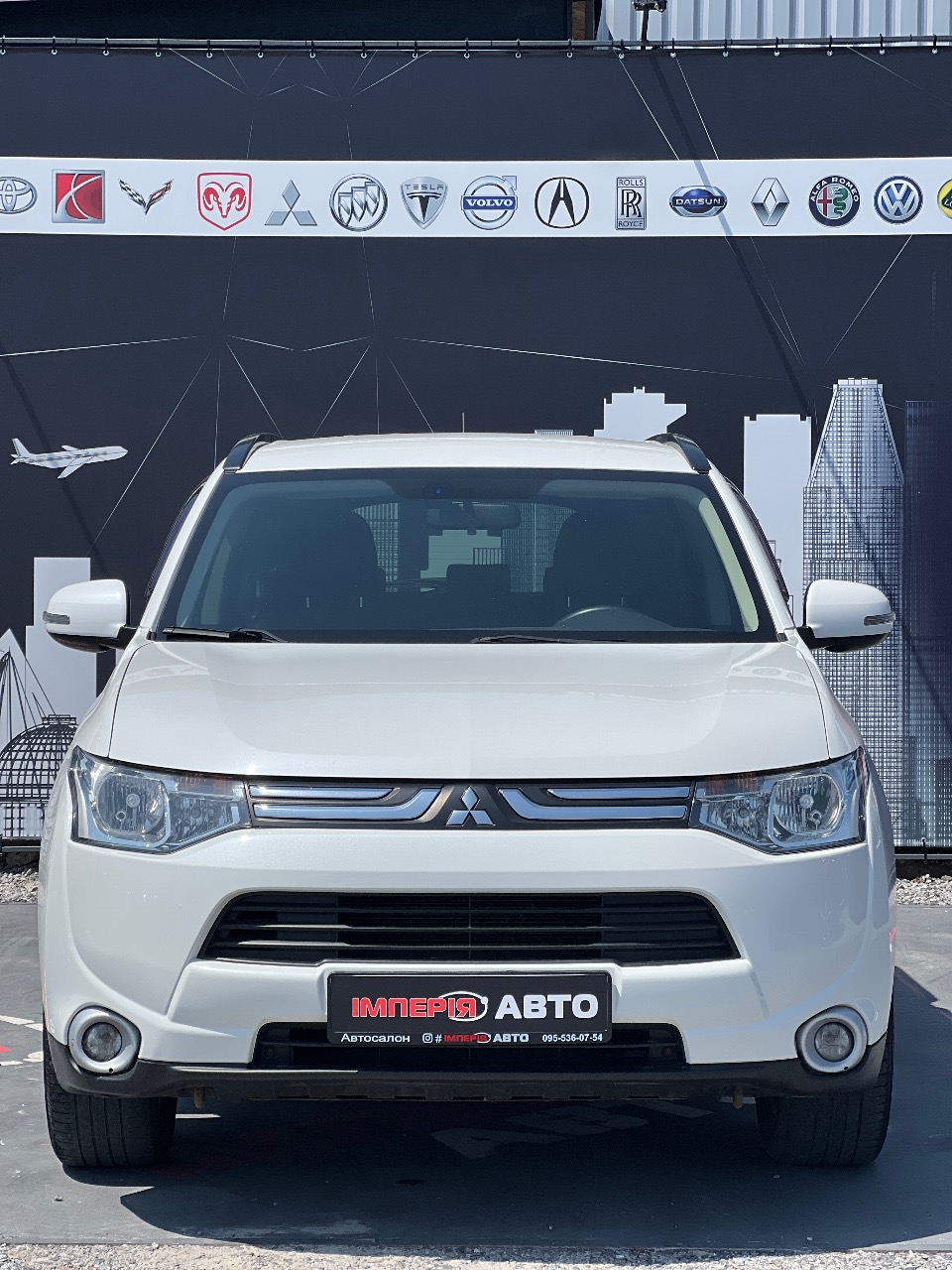 Mitsubishi Outlander - фото 2