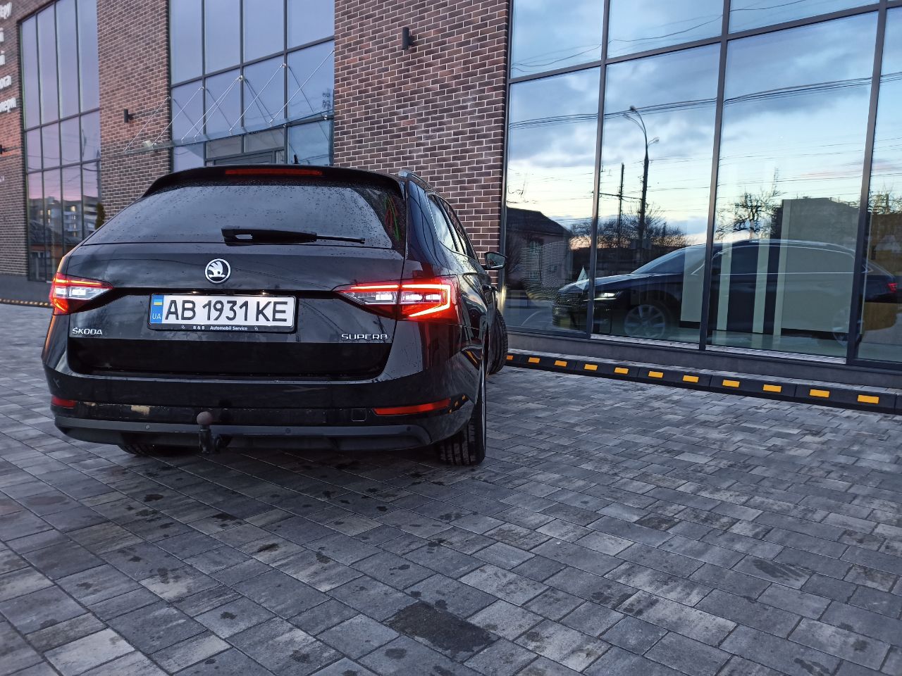 Skoda Superb - фото 16