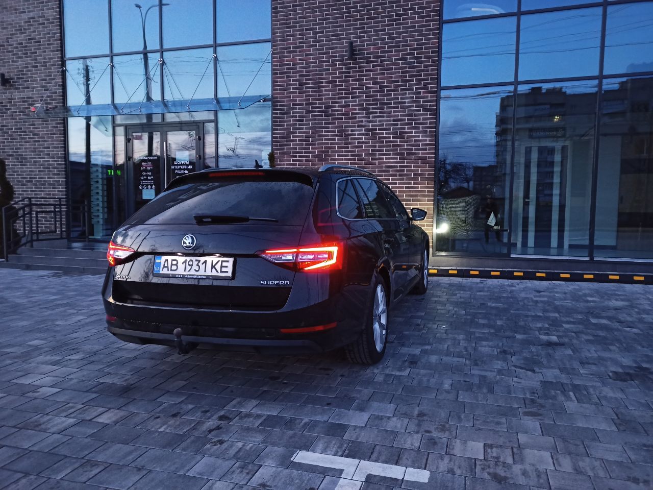 Skoda Superb - фото 28