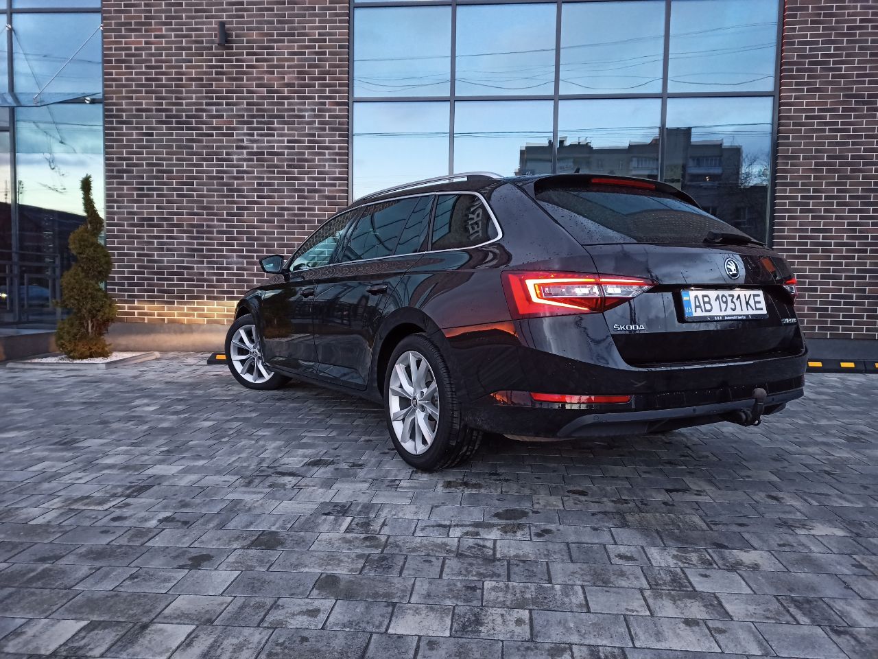 Skoda Superb - фото 15