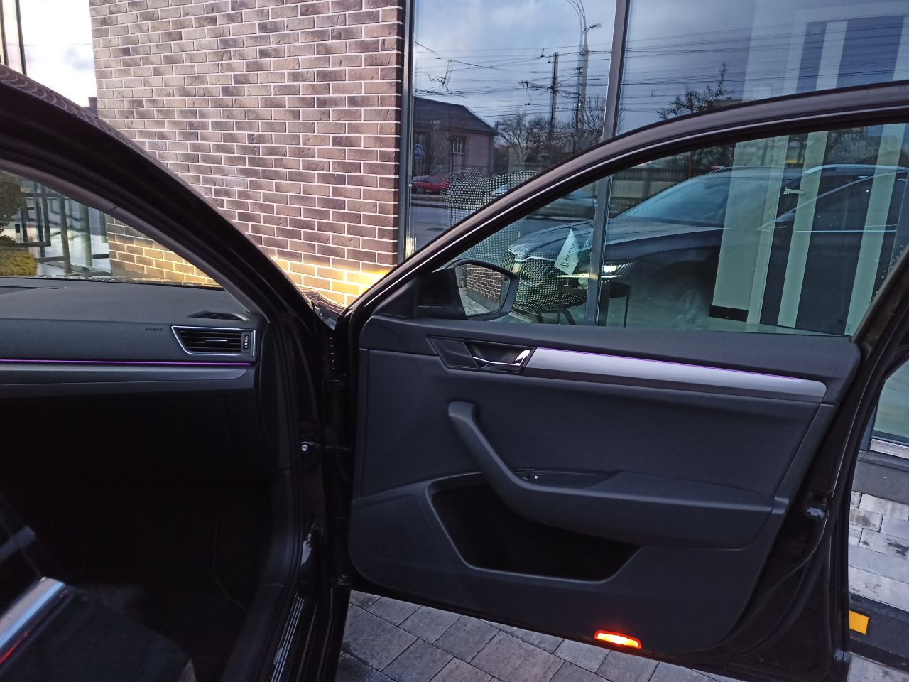 Skoda Superb - фото 9