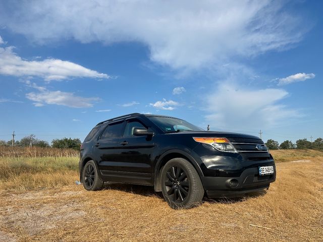Ford Explorer - фото 4