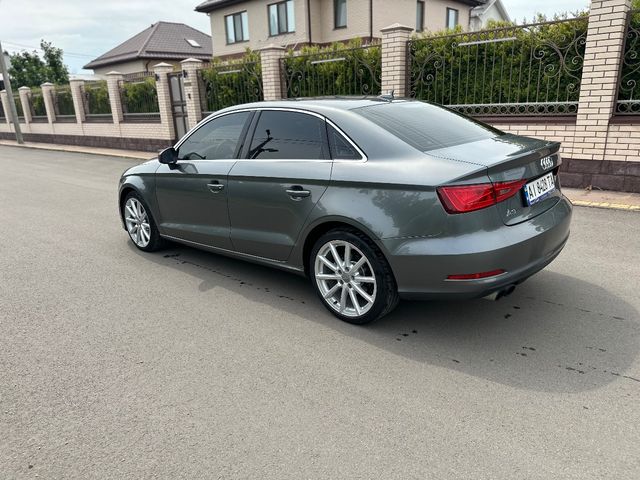 Audi A3 - фото 4