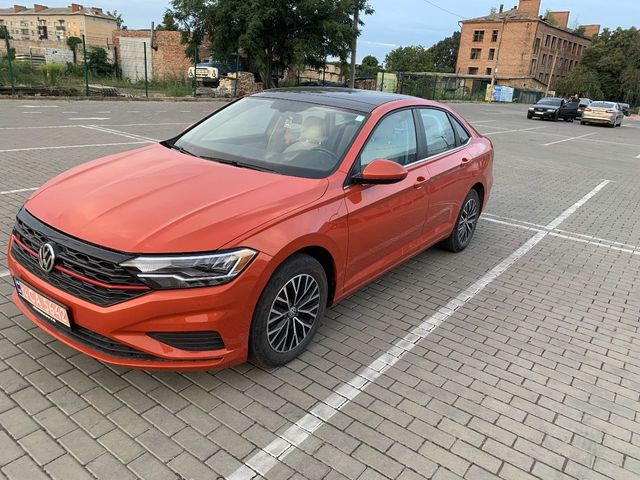 Volkswagen Jetta - фото 3