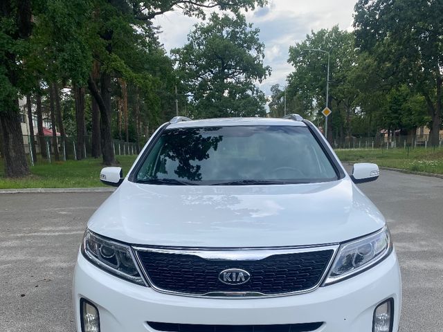 Kia Sorento - фото 2