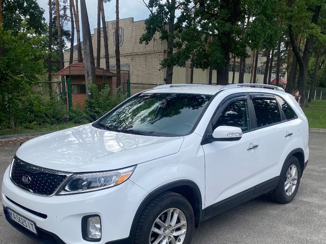 Kia Sorento - фото 1