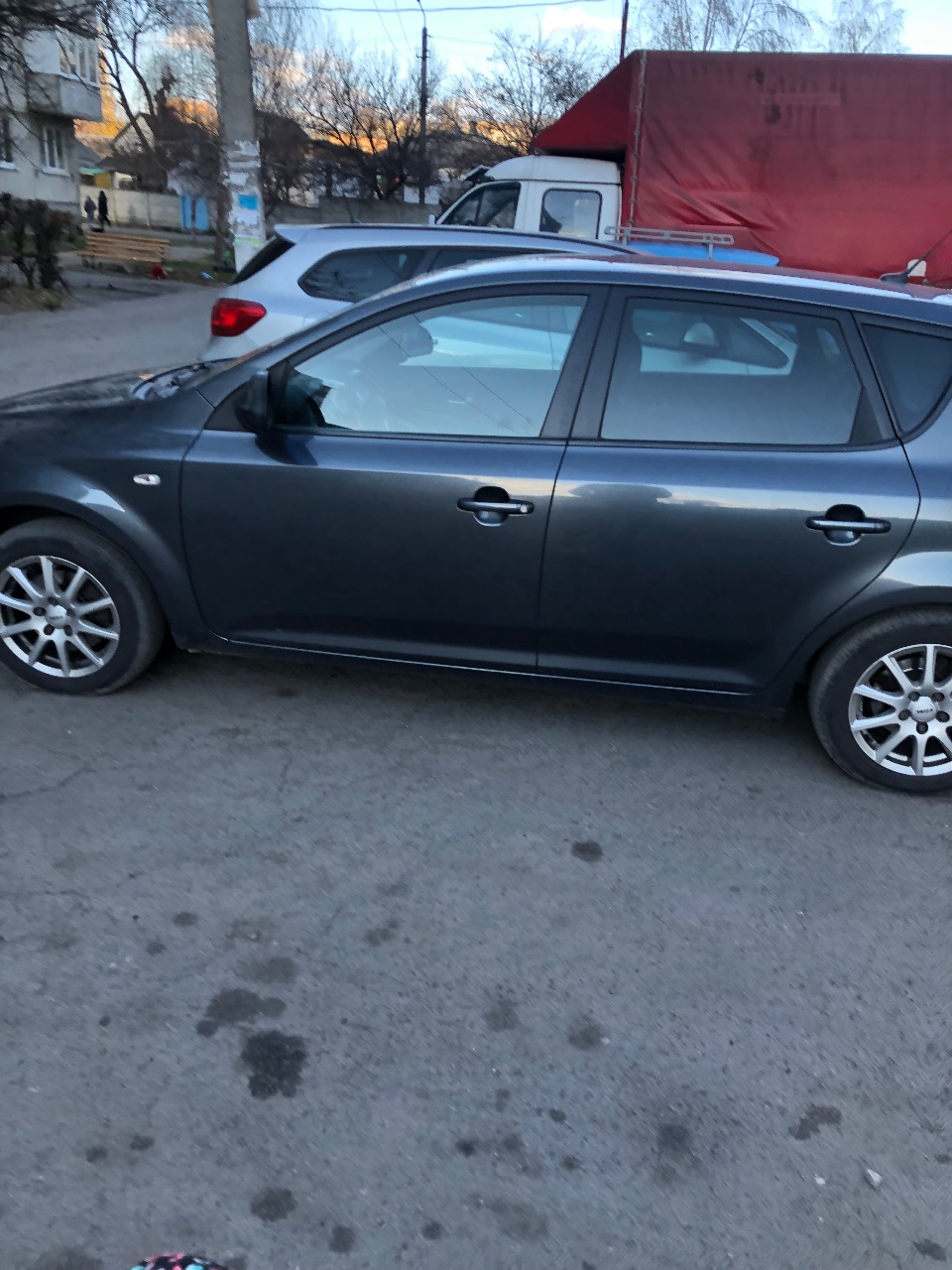 Kia Ceed - фото 3