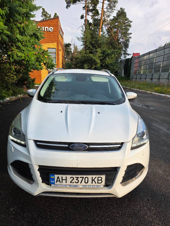 Ford Kuga - фото 2