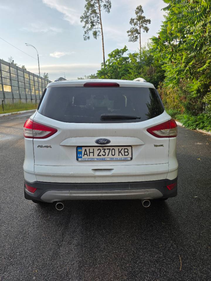 Ford Kuga - фото 3