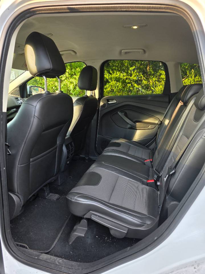 Ford Kuga - фото 12