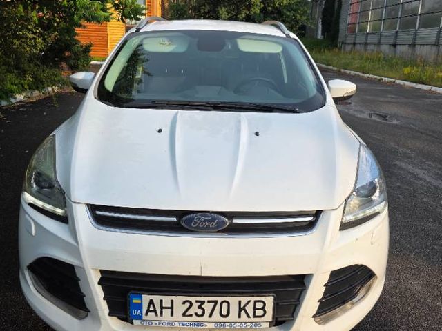 Ford Kuga - фото 2