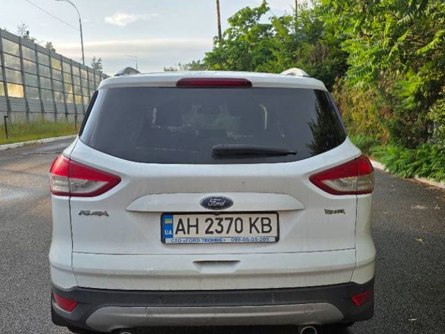 Ford Kuga - фото 3
