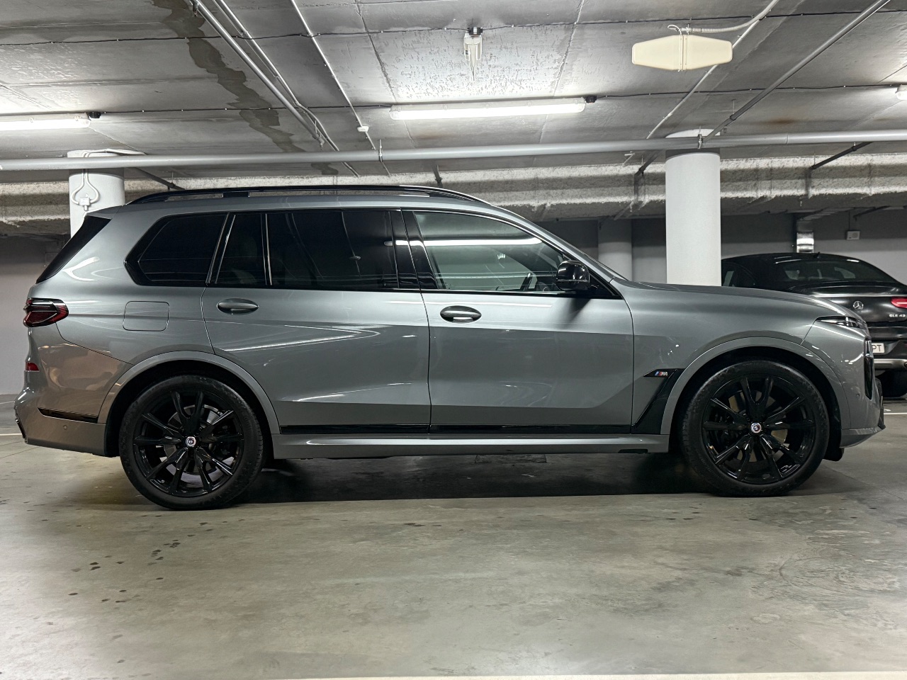 BMW X7 - фото 25