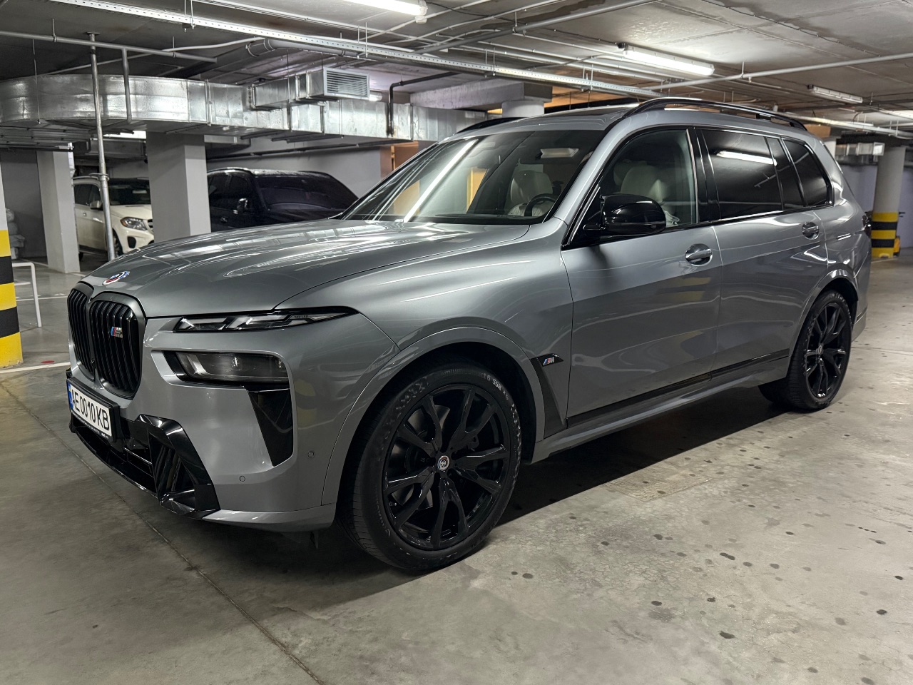 BMW X7 - фото 12