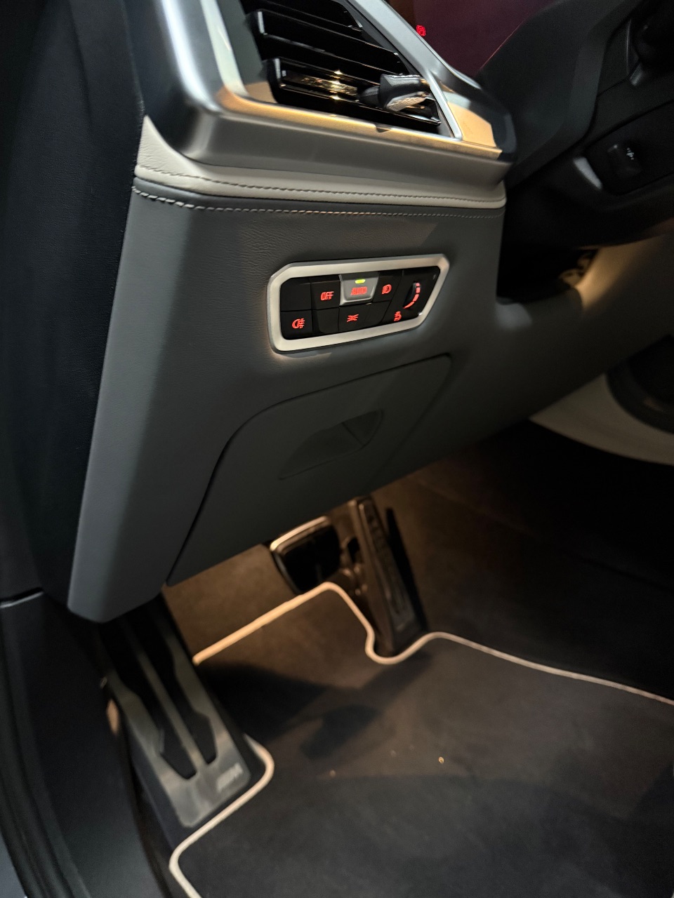 BMW X7 - фото 44